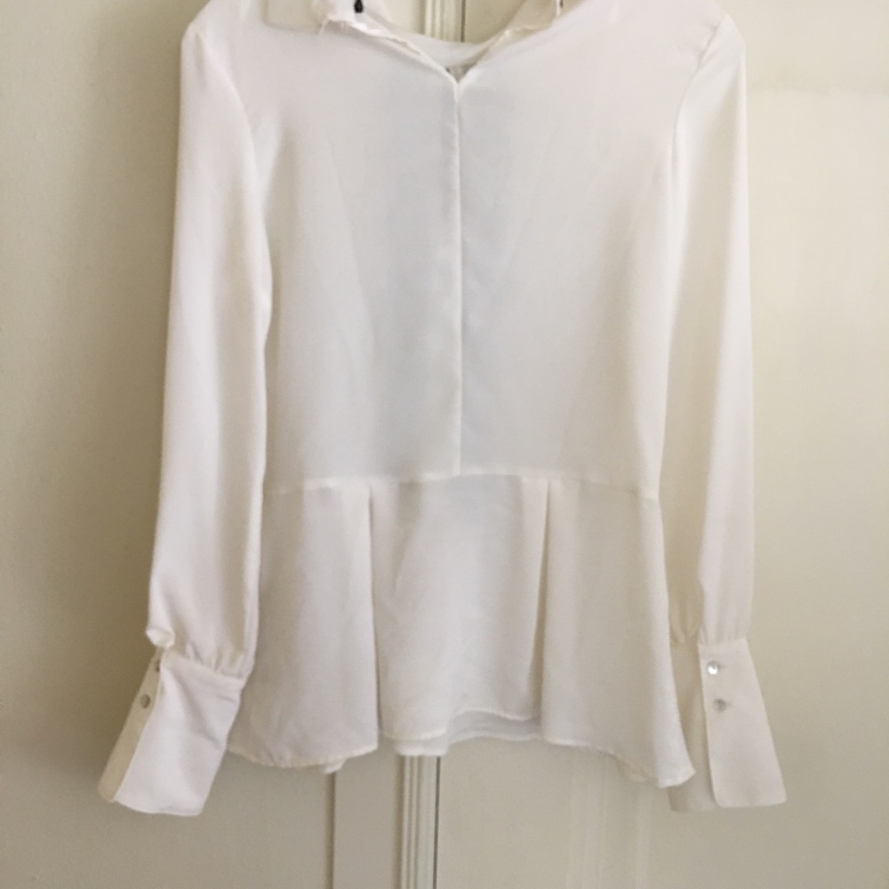 White blouse with black lace